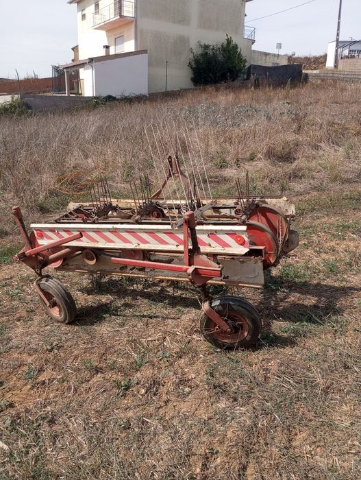 Volta fenos/ palha