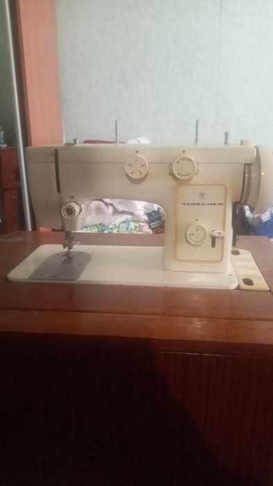 Швейная машинка на электро приводе