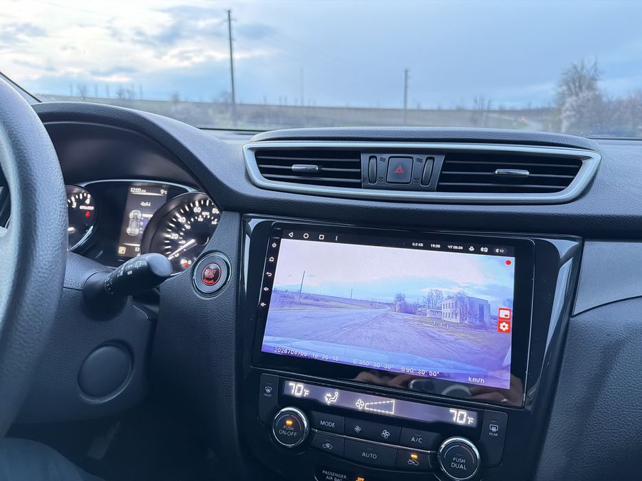 Nissan Rogue 2014 2.5 SV AWD газ/бензин