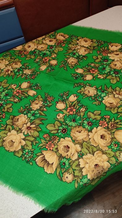 Платки шёлковые, красивые