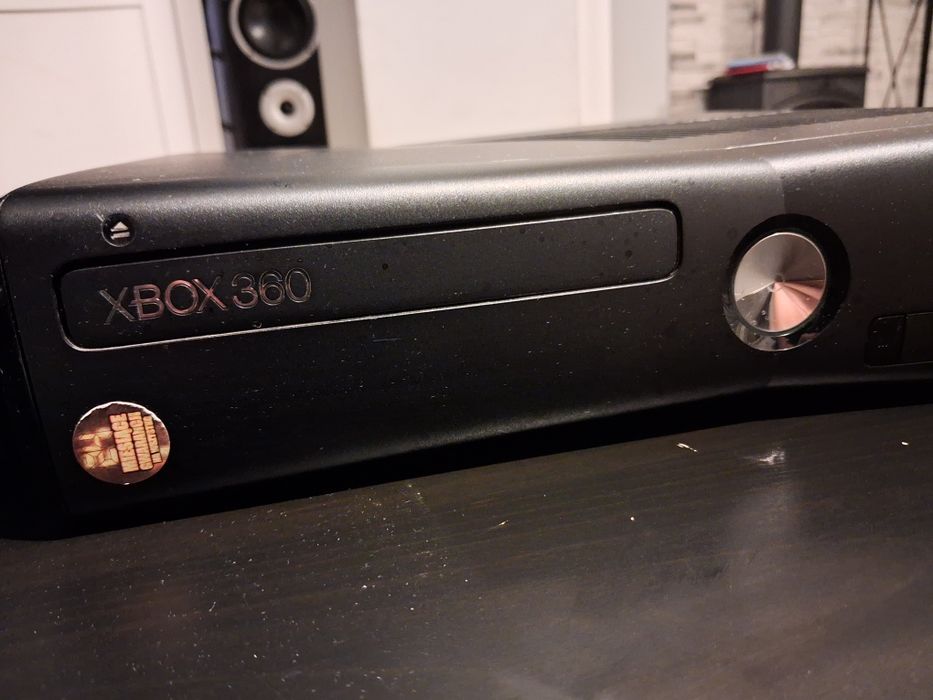 XBOX 360 sprawny  2010