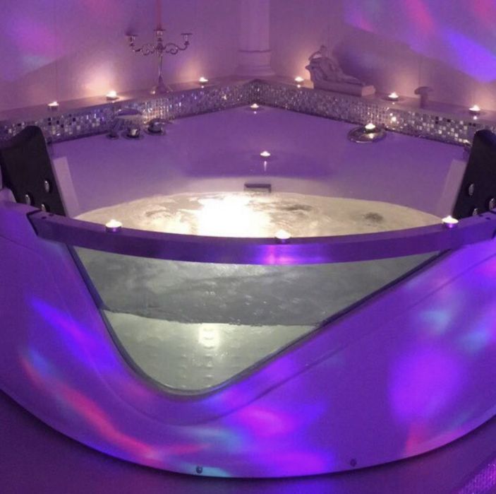 Квартира з двумісним джакузі подобово і погодинно Київ (метро Лісова)