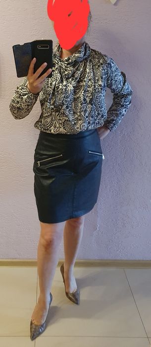 Bluzka elegancka z kokardą beżowo-czarna