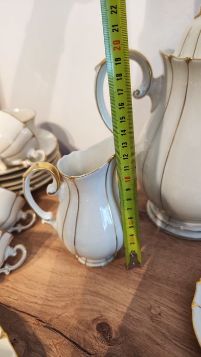 Serwis kawa na 10 osób, porcelana