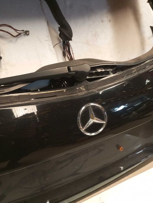 Tampa da Mala / Portão Traseiro Mercedes Classe A W176 (2012 - 2018)