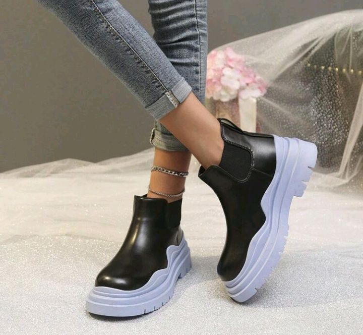 Piękne Glany Buty Botki Na Zimę 41