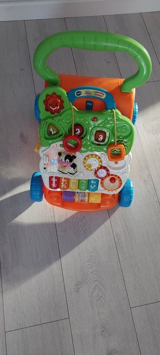 Pchacz/ jeździk Vtech do nauki chodzenia