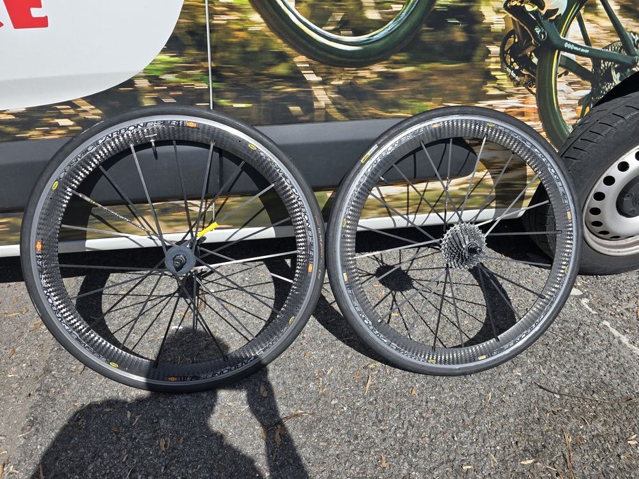 Par de rodas mavic cosmic slr completas