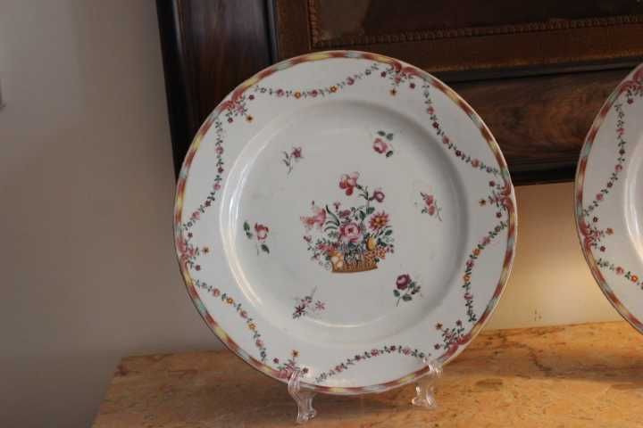 Prato família rosa companhia das Índias, Qianlong séc XVIII