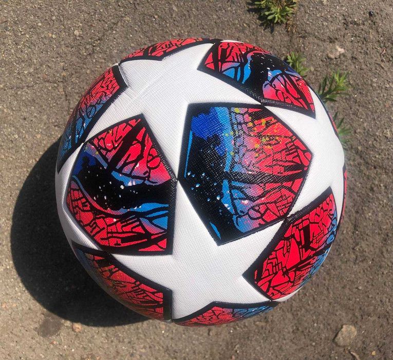 М'яч футбольний безшовний Finale Istanbul League  (розмір 5)