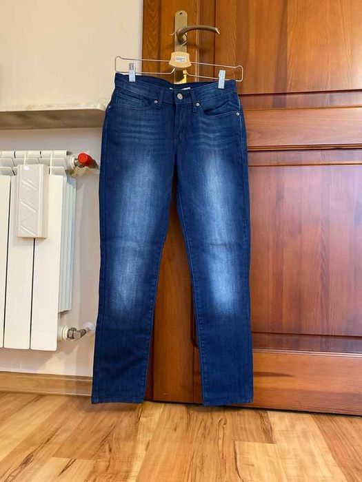 Jeansy damskie Levi's