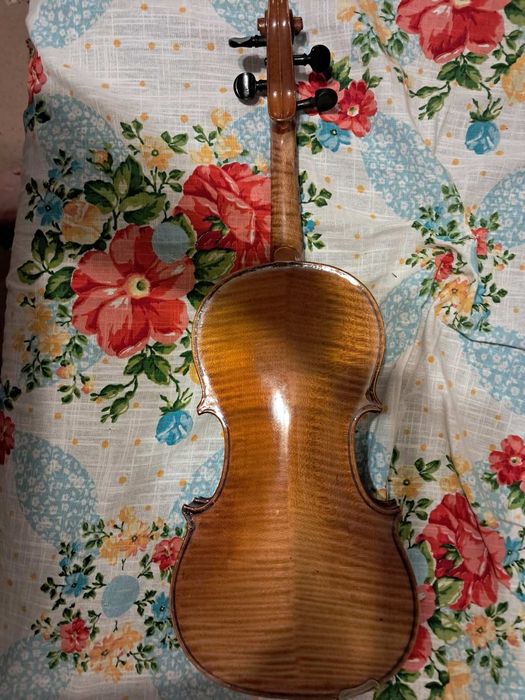 Продам  скрипку 4/4