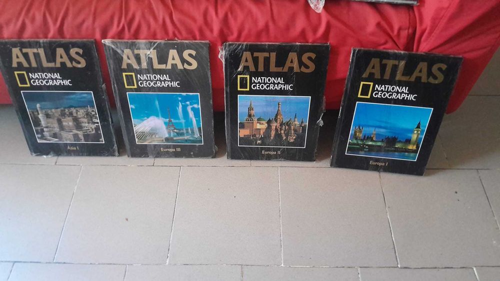Coleção Atlas National Geographic — 18 Volumes NOVOS! -