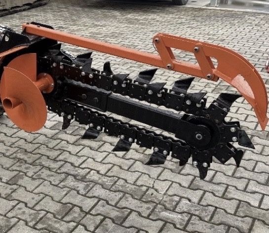 Tytuł ogłoszenia: Koparka łańcuchowa hydrauliczna (Trencher) + Adapter JCB Q-Fit + Mocowanie minikoparka