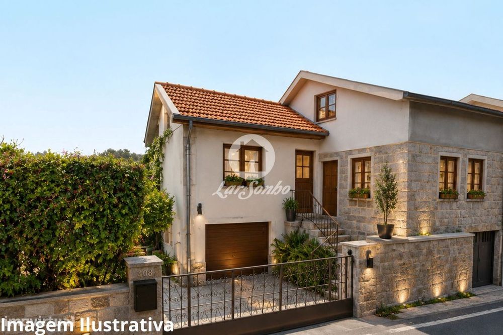 House for Restoration in Barcelos
