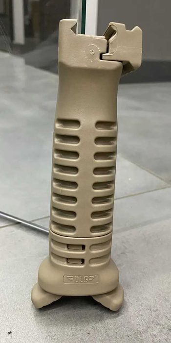 Рукоятка перенесення вогню DLG Tactical DLG-066 з сошками оригінал койот рукоятка на цівку Picatinny Weaver складні сошки на AR-15 M4 АК