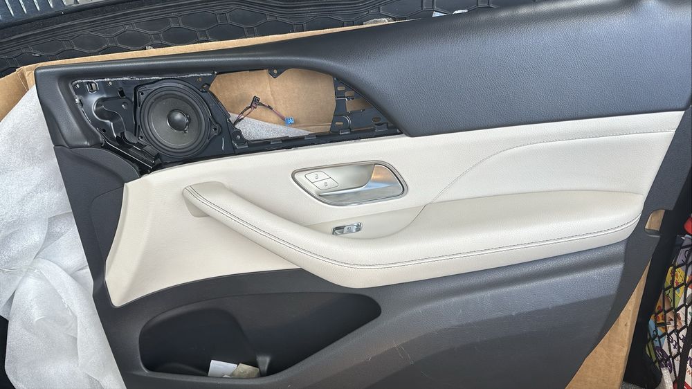 Права передня карта двері mercedes gle w167