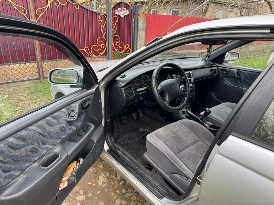 Продам Toyota Carina e