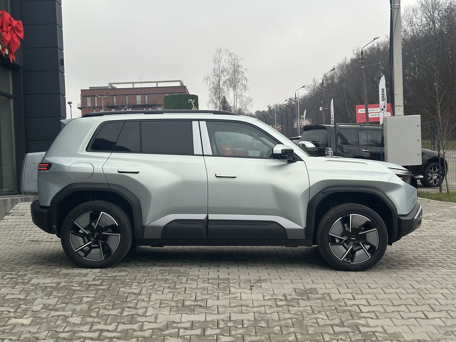 BYD Leopard 3 - новий електрокар на повному приводі в наявності кредит