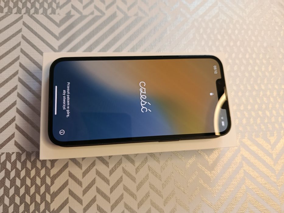 iPhone 14 128GB stan bardzo dobry bateria 87%