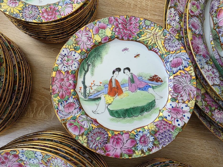 Magnífico Serviço Jantar Porcelana de Macau 1963 (Selo Qianlong) – 109 Peças