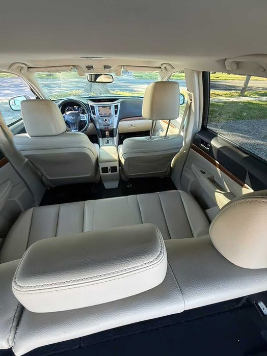 Subaru Outback Limited      2013
