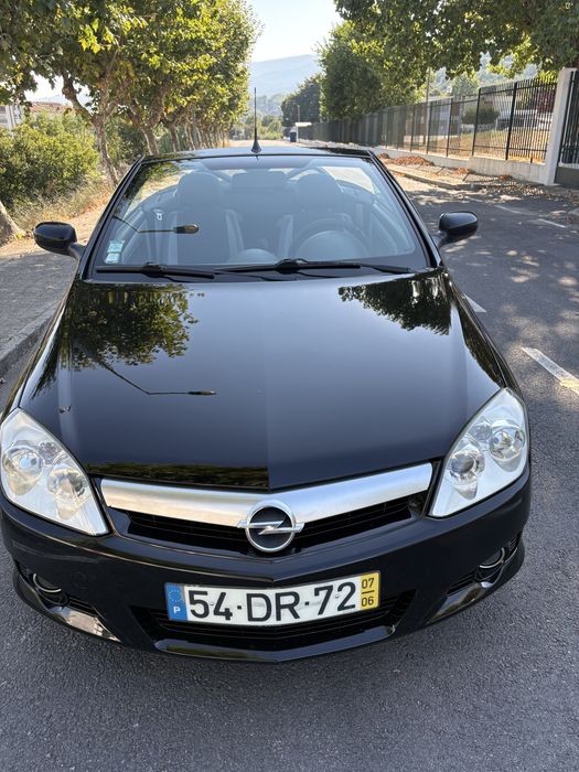 Vende se opel tigra twintop