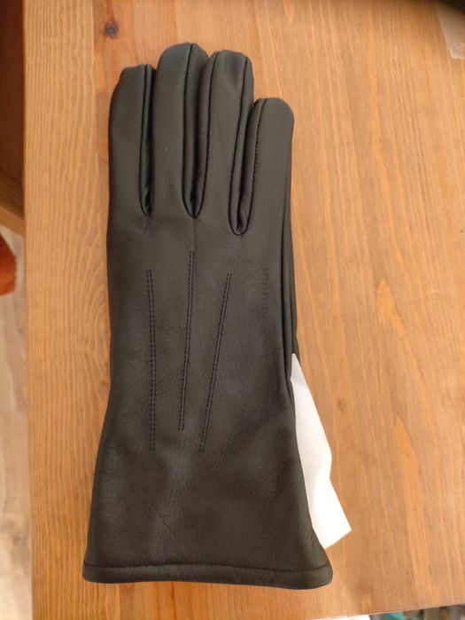 Skórzane rękawiczki zimowe.