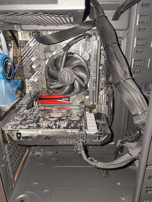Torre gaming pc  gtx 1650 16gb ram 500 ssd