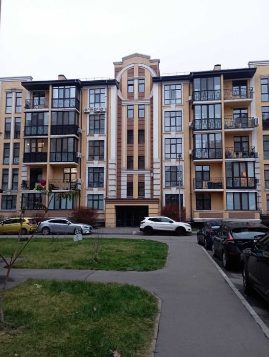 Єліт-клас 3-к кв. з паркомісцем в ЖК Кришталеві Джерела