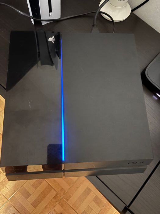PS4 c/ 2 comandos