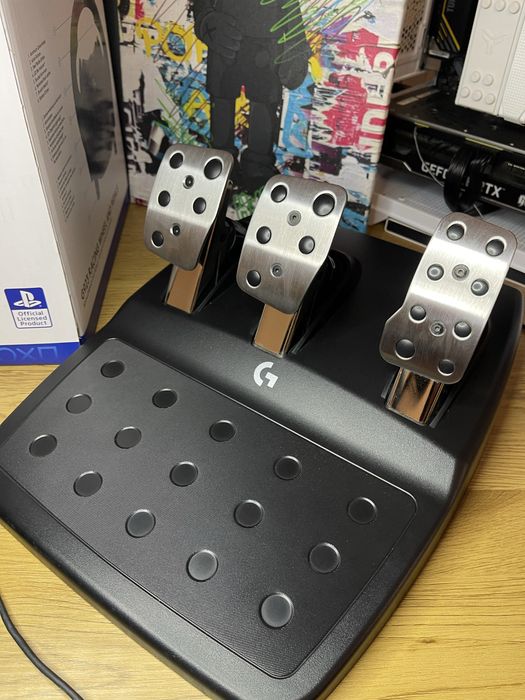 Ігровий руль logitech g923 гарний стан Київ