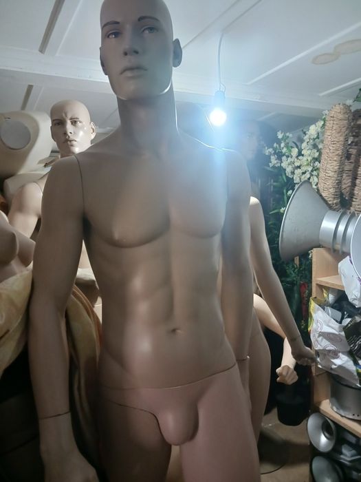 Manequins boa qualidade. Peniche