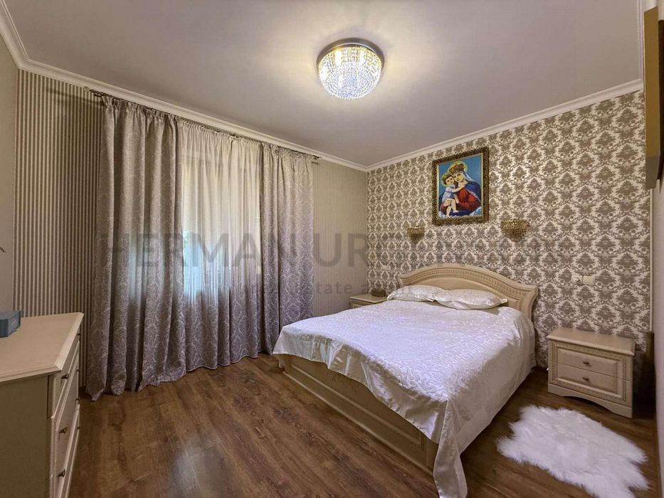 Продаж будинку 185 м.кв / 12 соток / Коритняни