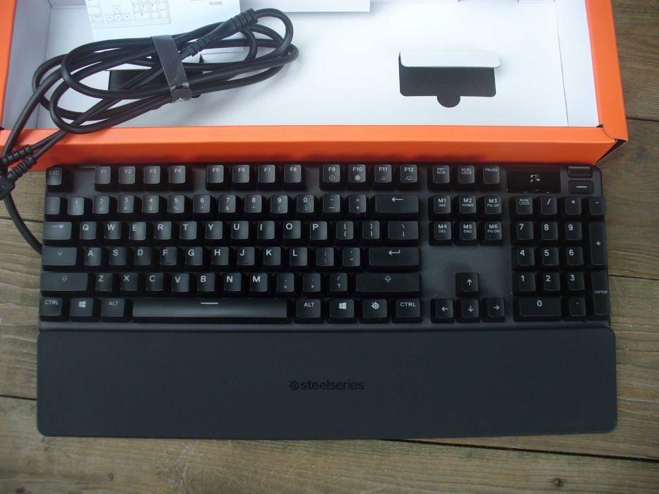 steelseries apex pro