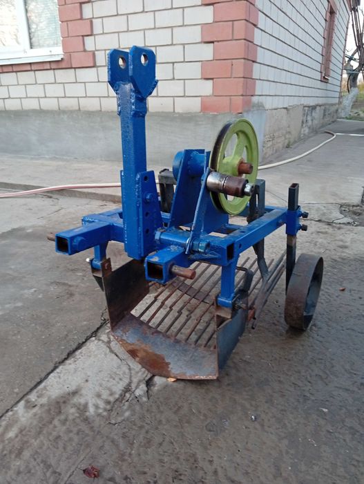 Продам картофелекопалки вібраційні універсальні 3 точки або 1 точка кріплення