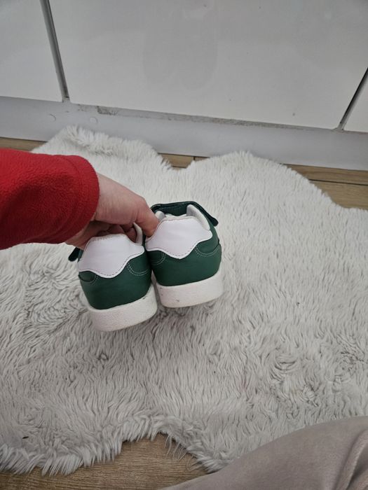 Buty na rzepy zielone 30 chłopiec