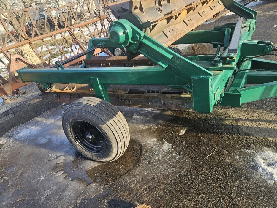 Продаємо каток- подрібнювач решток .