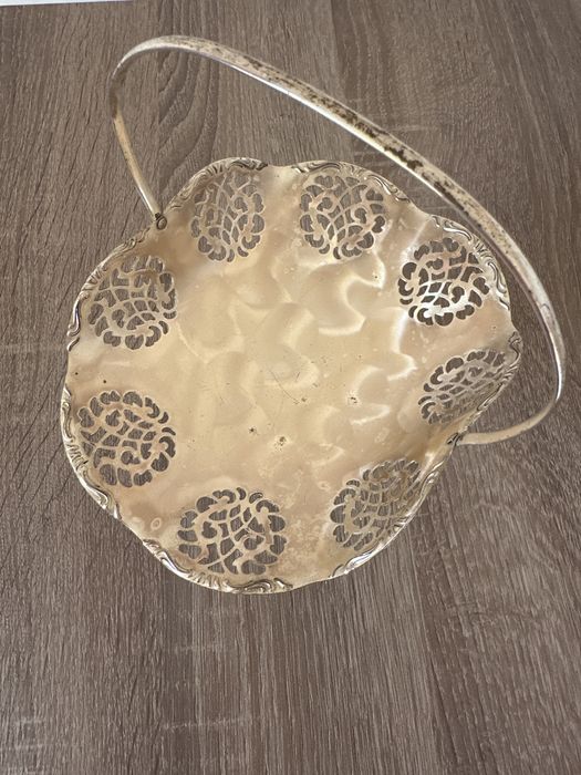 Винтажная посеребренная конфетница