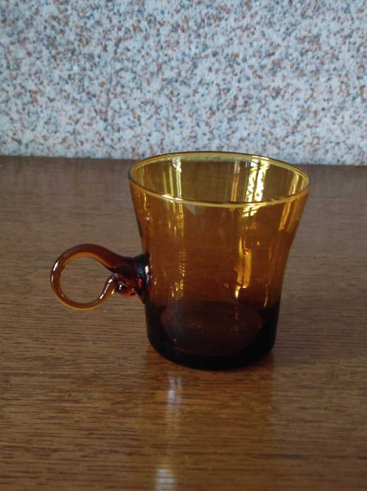 artystyczne miodowe bursztynowe dymione szklanki filiżanki prl vintage retro