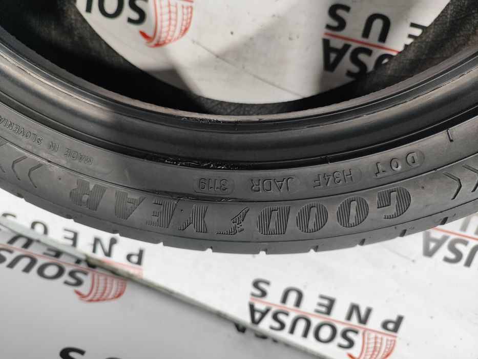 2 pneus semi novos 225-45R18 Goodyear - Oferta dos Portes