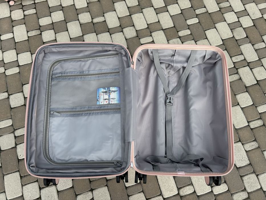 Валіза з поліпропілену MSB рожева чемодан