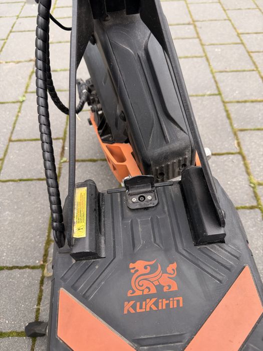 Sprzedaję hulajnogę elektryczną Kukirin g2max