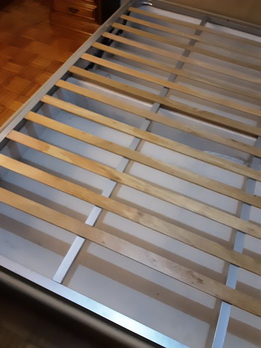 Estrado medida 1m,60 x 2m novo