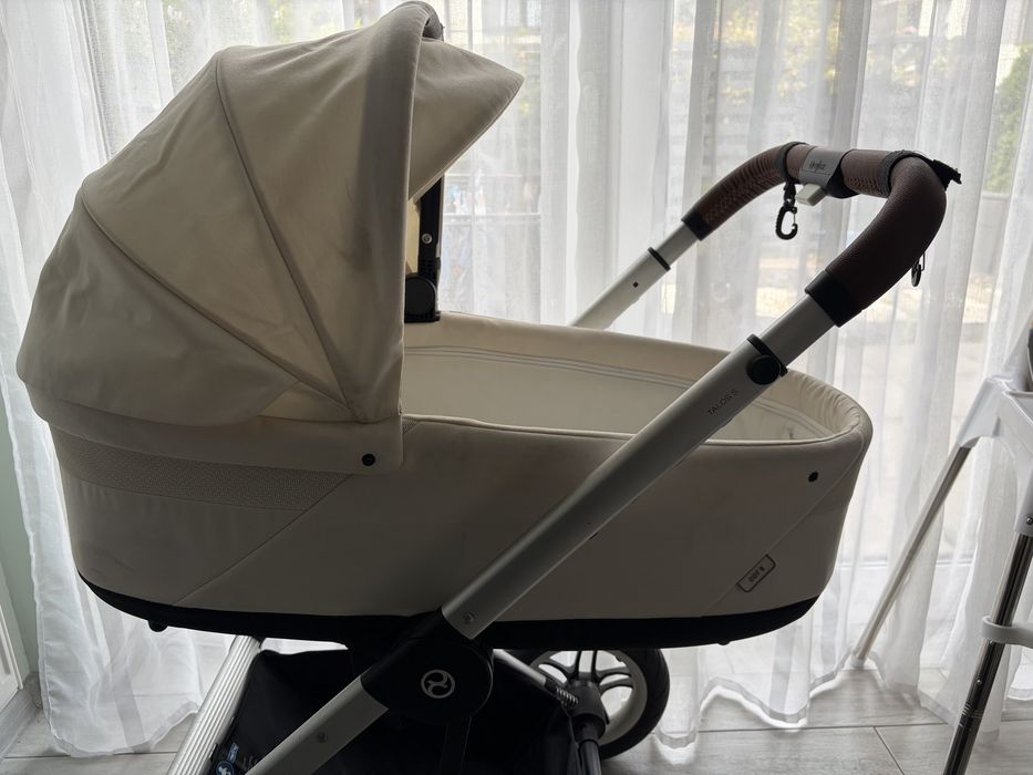 Cybex gondola kremowa