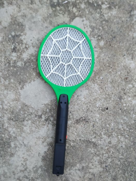 Łapka na muchy ,muchołapka elektryczna