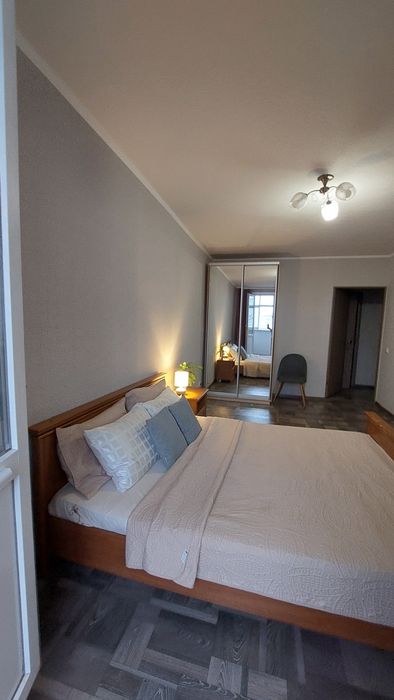 Посуточно 2 комн., 3-х комн. Дворец Спорта, Новые дома подобово