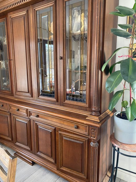 Włoski kredens biblioteka witryna