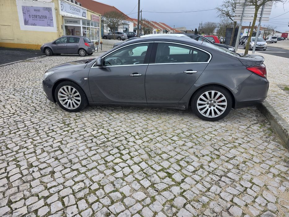 Opel  Insignia 2.0 TDCi  130Cv  De 2010