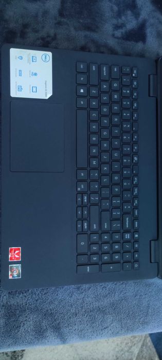 Laptop Dell Inspiron 15 3000